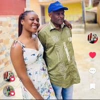 TikTok Account - azalea_esono