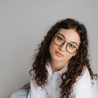 TikTok Account - karinavaaradi