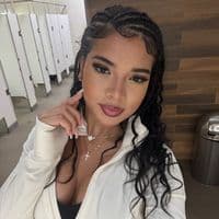 TikTok Account - aleee..21