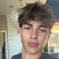 TikTok Account - kadenl_08