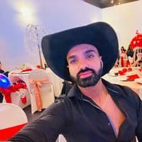 TikTok Account - simsim_love