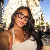 TikTok Account - what.would.heatherk.do