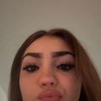 TikTok Account - em4r3_