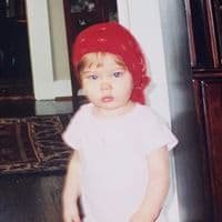 TikTok Account - robin_in_red