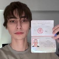 TikTok Account - skylarcomebackkkk