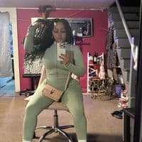 TikTok Account - official.mamasins