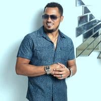 TikTok Account - officialvanvicker