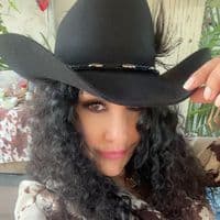 TikTok Account - maggie_holamitormento76