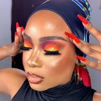 TikTok Account - larimamakeovers