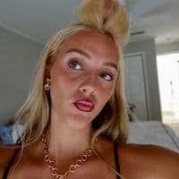 TikTok Account - whatlaurendoes