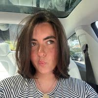 TikTok Account - tierneyelizabeth