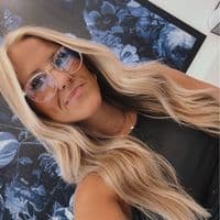 TikTok Account - sierra_eastburn