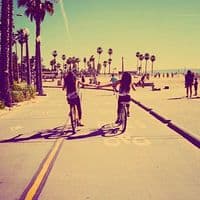 TikTok Account - arabian.voguee