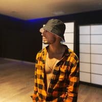 TikTok Account - carlos.albinez25