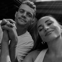 TikTok Account - albolyricsx