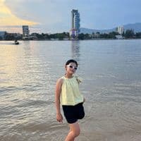 TikTok Account - mey_err2012