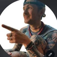 TikTok Account - notryanprimer