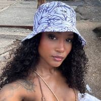 TikTok Account - deannie_baby