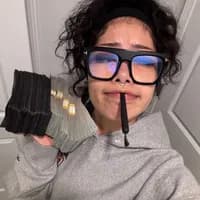 TikTok Sound - Yall so teaa