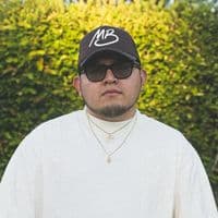 TikTok Account - mig.bee