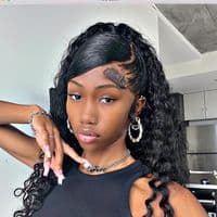 TikTok Account - lov3charlee