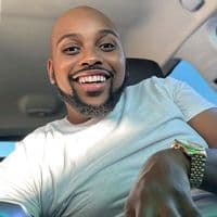 TikTok Account - yomzi_