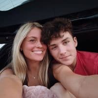 TikTok Account - ella_thompsonn