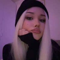 TikTok Account - ___malinaaa___