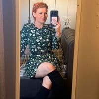 TikTok Account - janet.sings77