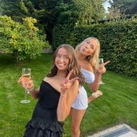 TikTok Account - bethwhiteeee