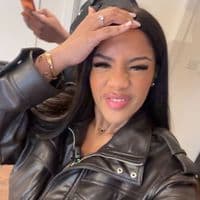 TikTok Account - raeannasesss