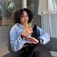 TikTok Account - queen.b.5555