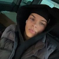 TikTok Account - nikihasselman