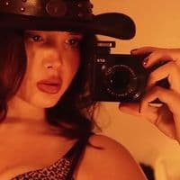 TikTok Account - niacannelle