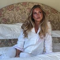 TikTok Account - isascholdd