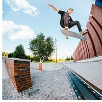 TikTok Account - sk8damian_