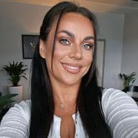 TikTok Account - corinnejankowska