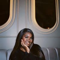 TikTok Account - tahis_thm