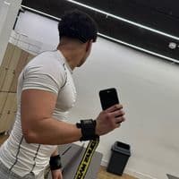 TikTok Account - yxung_alee