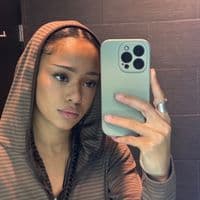 TikTok Account - meretmanon