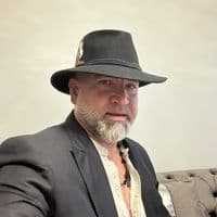 TikTok Account - alupigus43