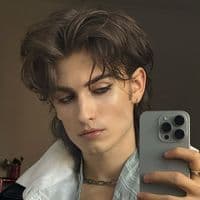 TikTok Account - edd_banu