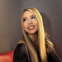 TikTok Account - maya_cianflone