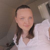 TikTok Account - rebekkahansenofficial