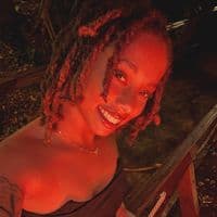 TikTok Account - emmyyy_mrj