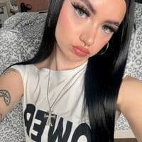 TikTok Account - amiadennett