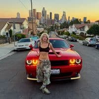 TikTok Account - loeiza.efl