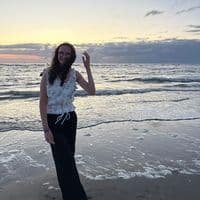 TikTok Account - mae_.meh