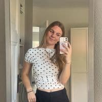 TikTok Account - annarixt.devries