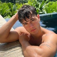 TikTok Account - yessinthememe